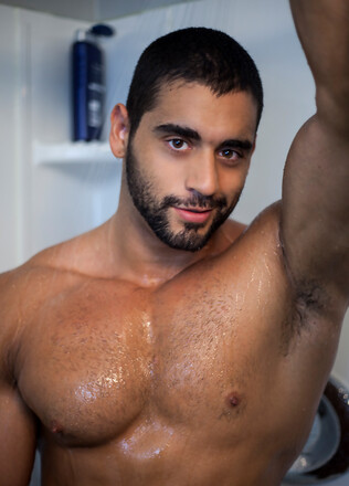 Angelo Antonio is the beefcake gym stud of your dreams