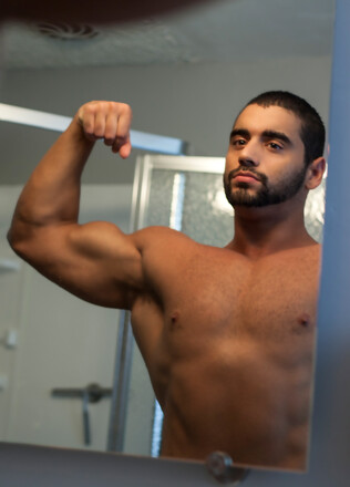 Angelo Antonio is the beefcake gym stud of your dreams