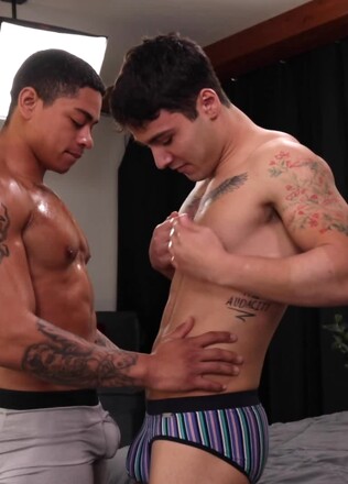 Caleb Mills & Leon Foreman Gear Up For A HOT Fuck