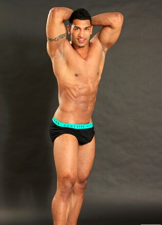 Enrique A - hot latino muscleman