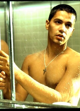 Jay Hernandez