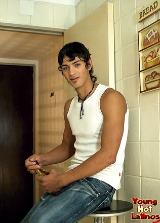 Twink Strips Naked
