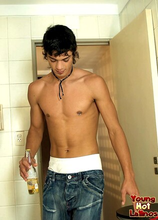 Twink Strips Naked