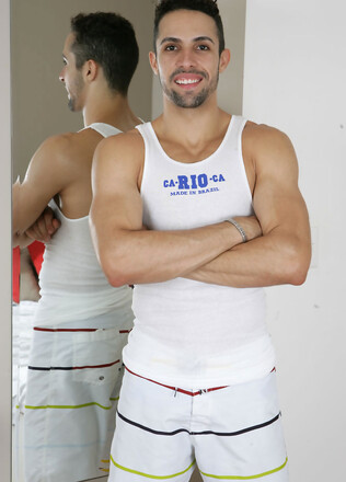 Hot latin boy Alison bangs Matheus Wilhans