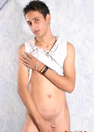 Skinny latino boy Mauricio strokes dick