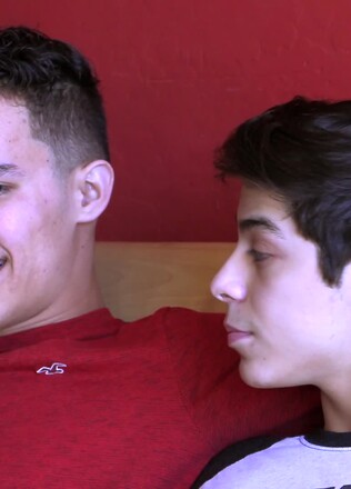 Newbies Jacob Booker And Marc Wallace Fuck