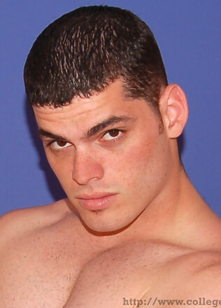 Beefy Latino Muscle Stud